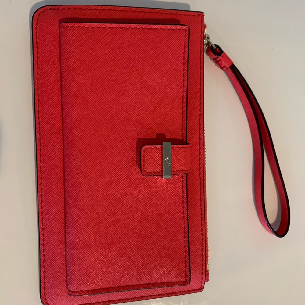 Kate Spade wristlet in hot pink